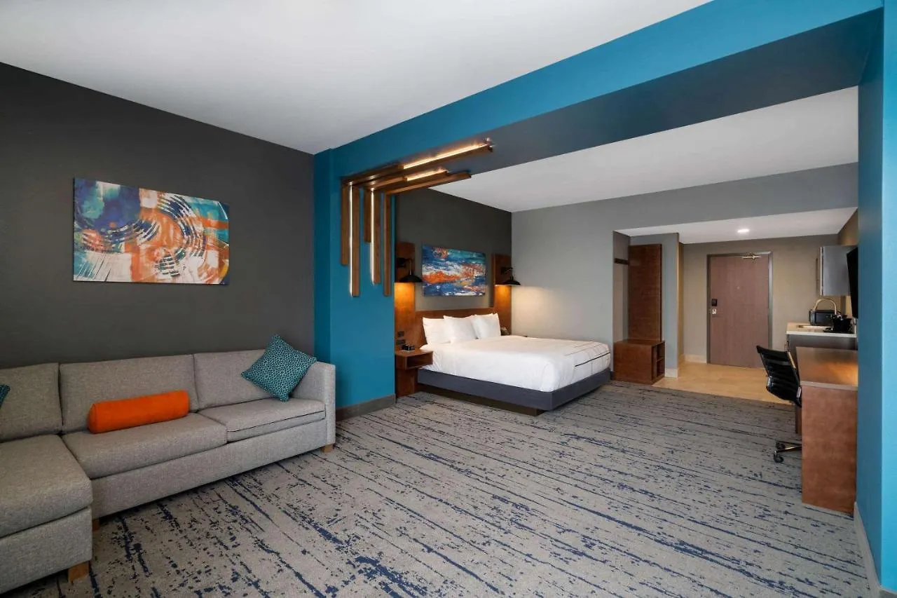 Hotel La Quinta Inn & Suites By Wyndham Louisville Ne - Old Henry Rd